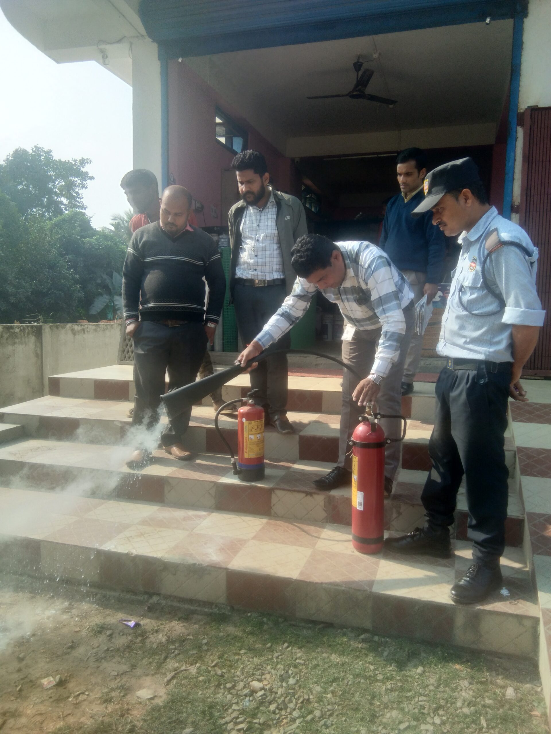 Outdoor fire extinguisher training